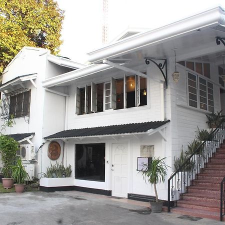 The White Bed And Breakfast Bacolod Dış mekan fotoğraf