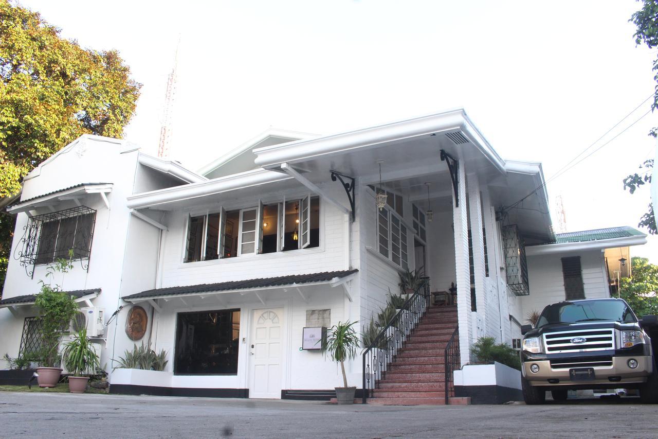The White Bed And Breakfast Bacolod Dış mekan fotoğraf