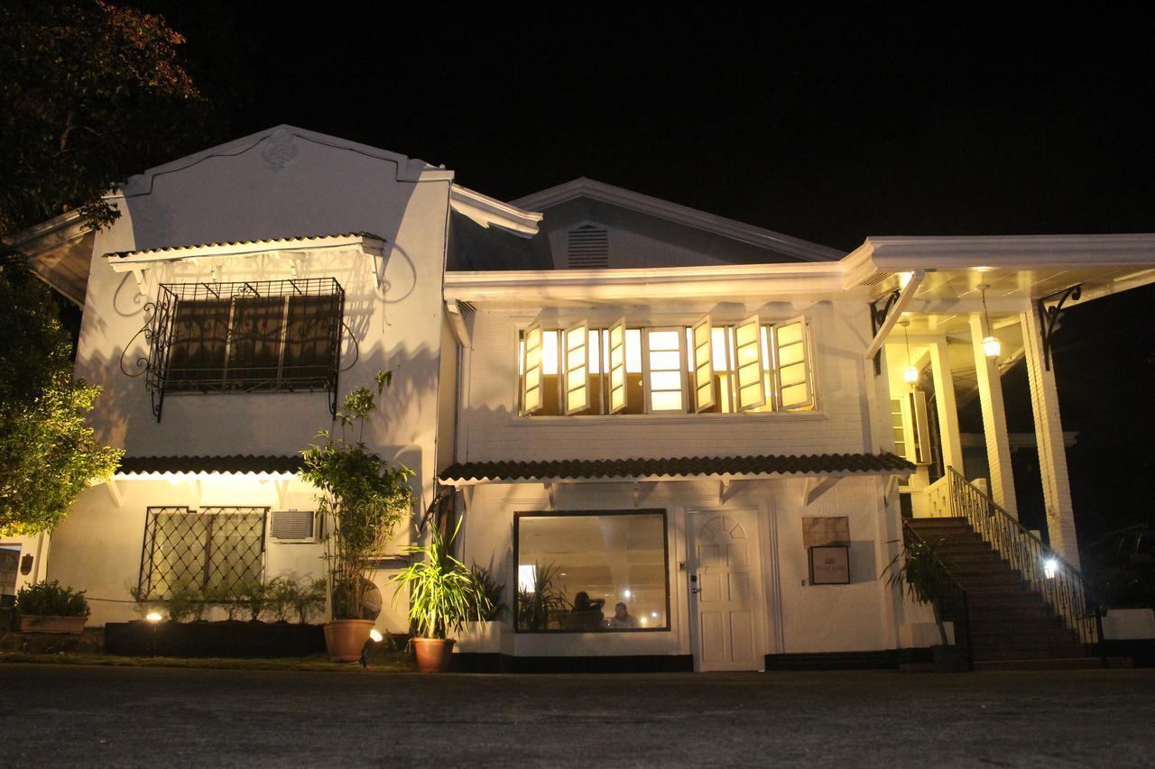 The White Bed And Breakfast Bacolod Dış mekan fotoğraf