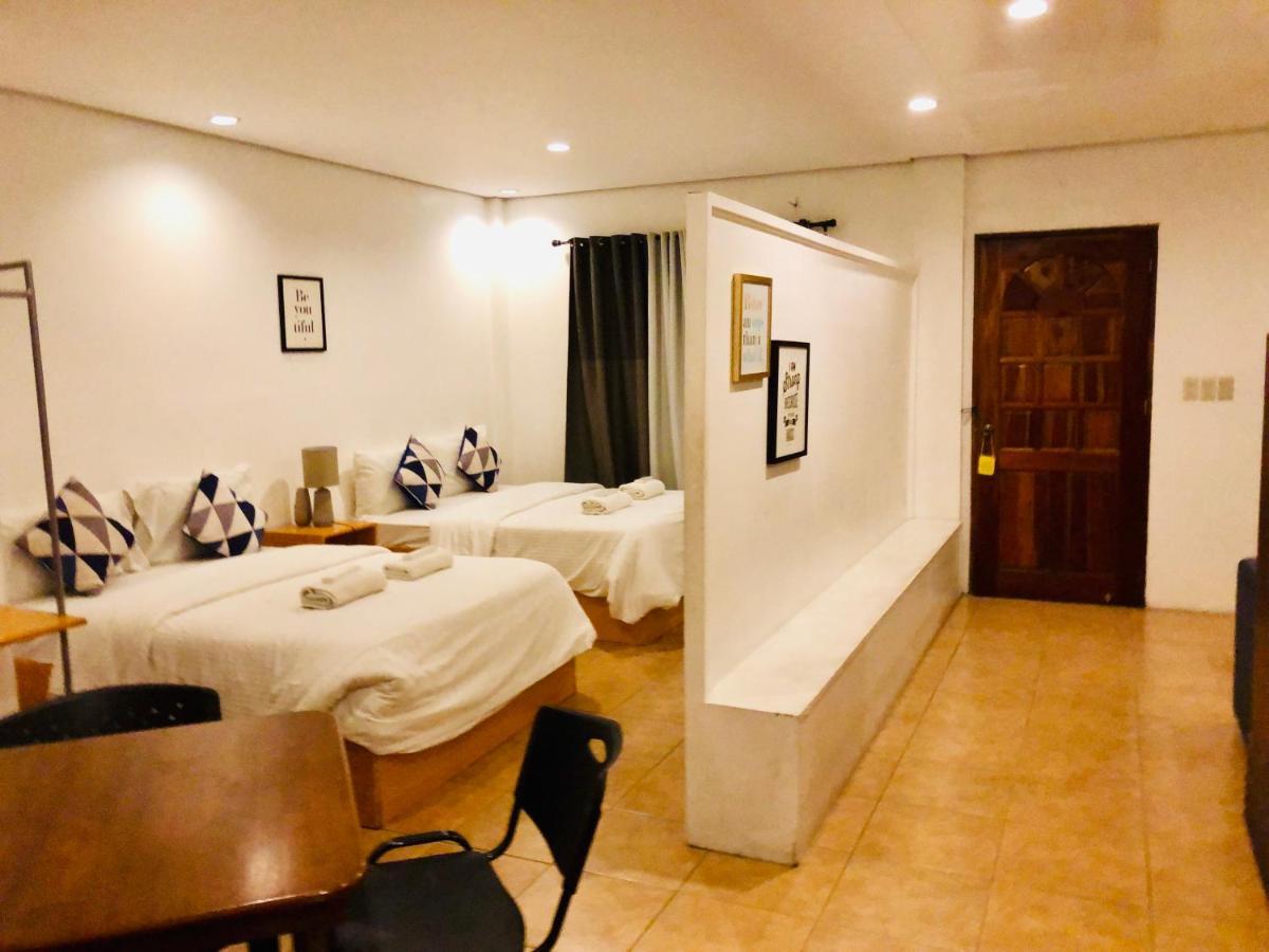 The White Bed And Breakfast Bacolod Dış mekan fotoğraf